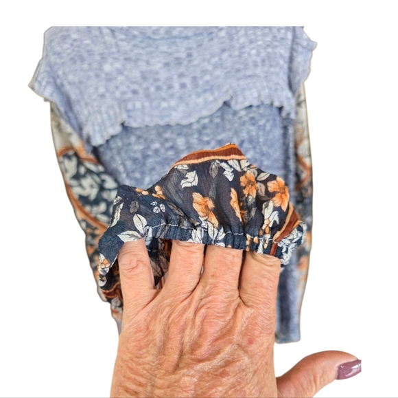 Sugarfox Blue Floral Sheer Long Sleeve Knit Top XL - Picture 5 of 7